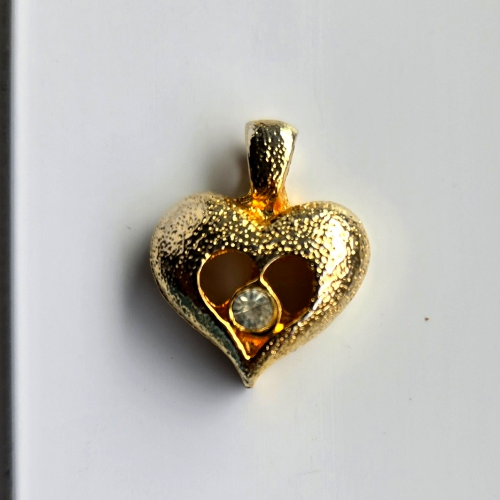 Vintage Heart Pendant Gold Tone White Rhinestone